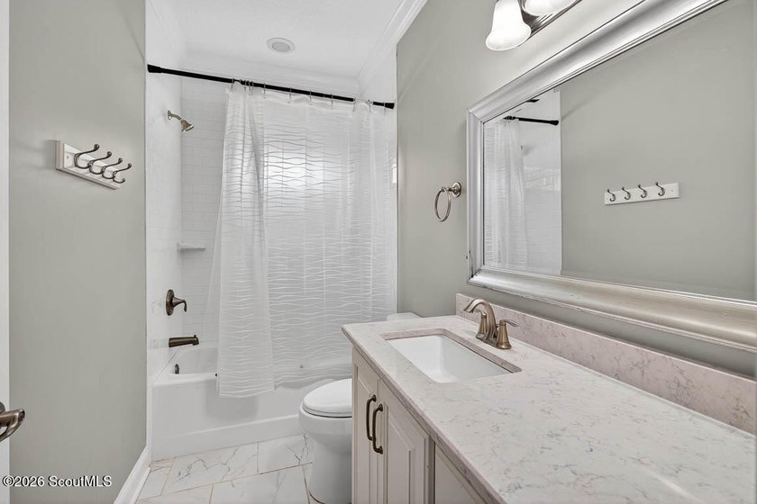 Beautiful 4-bedroom home in sought-after Carriage Gate - photo 32