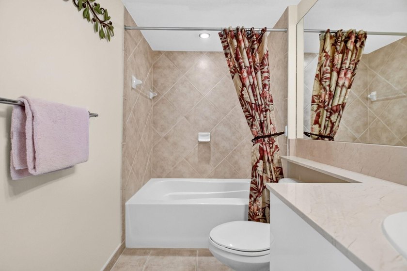 Amazing ocean and intracoastal views from this SE corner 3 - photo 38