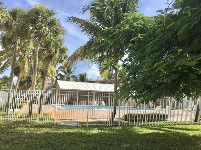 FOR SALE-Spacious 2 bedroom 2 bath second floor CORNER UNIT with - photo 11