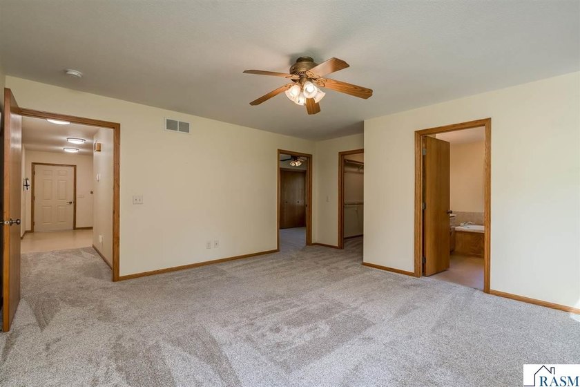 **SELLER OPEN TO OFFERING BUYER CONCESSION WITH AN ACCEPTABLE - photo 19