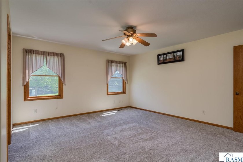**SELLER OPEN TO OFFERING BUYER CONCESSION WITH AN ACCEPTABLE - photo 20