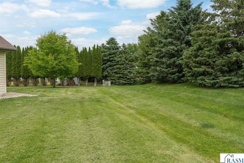 **SELLER OPEN TO OFFERING BUYER CONCESSION WITH AN ACCEPTABLE - photo 44