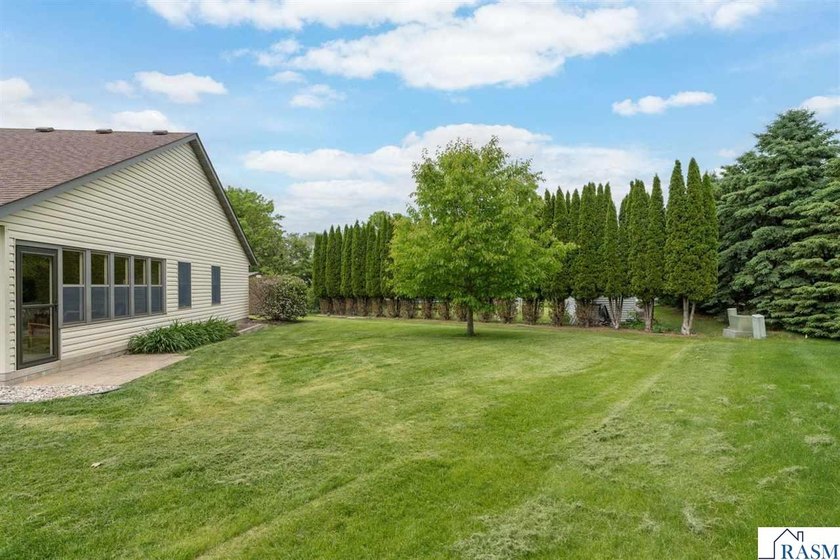 **SELLER OPEN TO OFFERING BUYER CONCESSION WITH AN ACCEPTABLE - photo 46