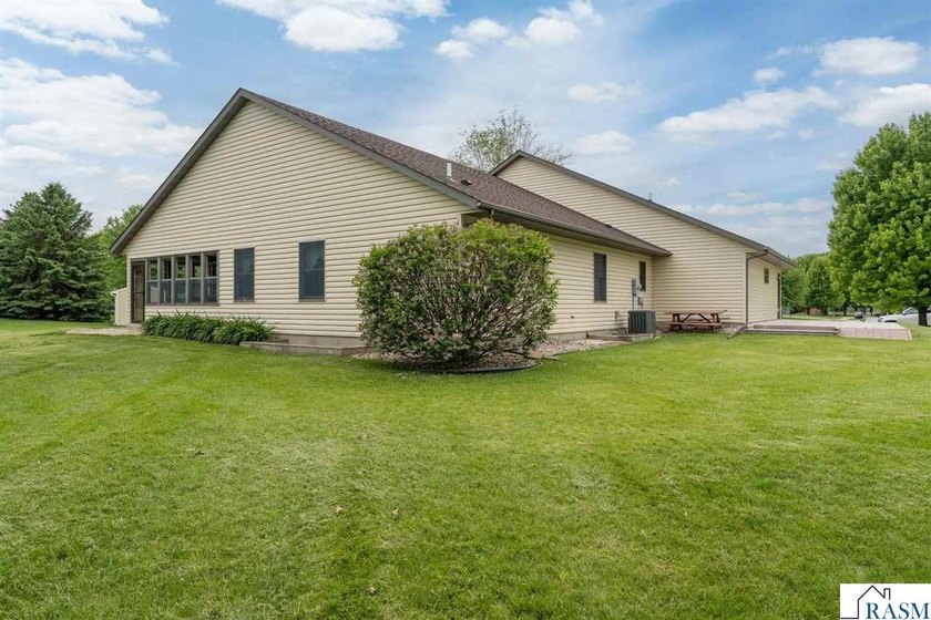 **SELLER OPEN TO OFFERING BUYER CONCESSION WITH AN ACCEPTABLE - photo 48