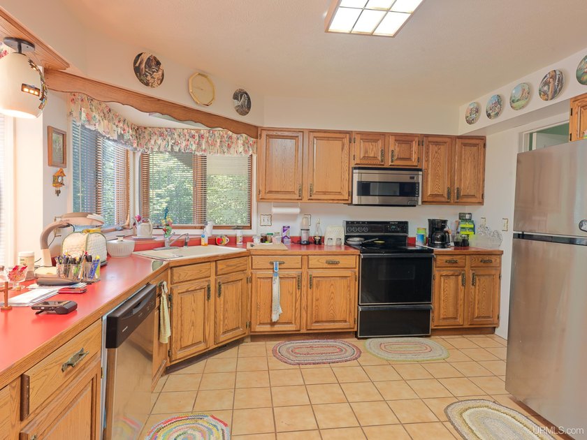 Privacy abounds on this exceptional 11+ acre property featuring - photo 11