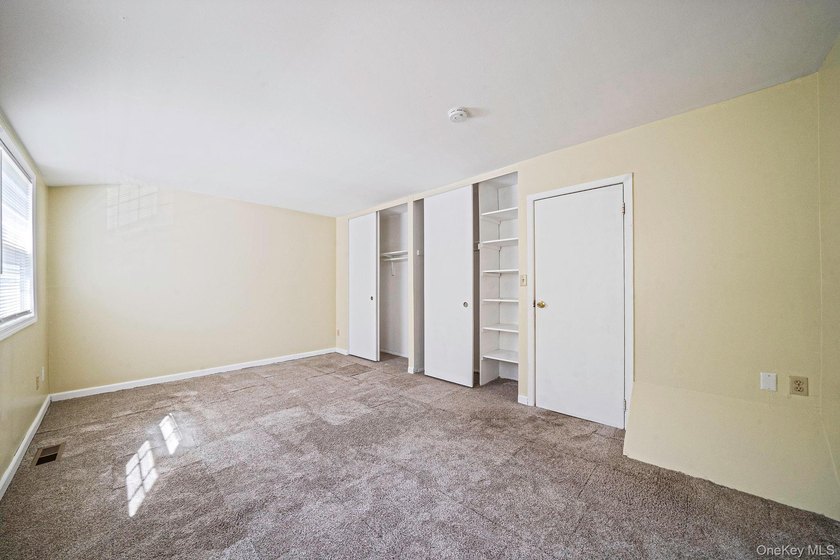Bright, airy, and move in ready. This 3 bedroom, 1.5 bath - photo 17