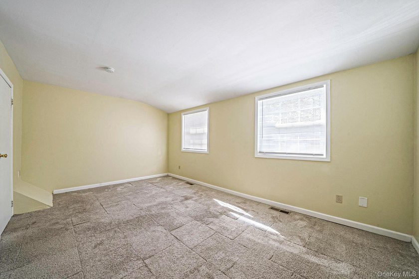 Bright, airy, and move in ready. This 3 bedroom, 1.5 bath - photo 18