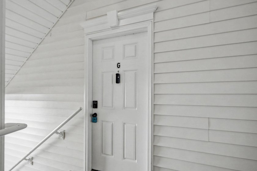 Welcome to this well-maintained and conveniently located - photo 7