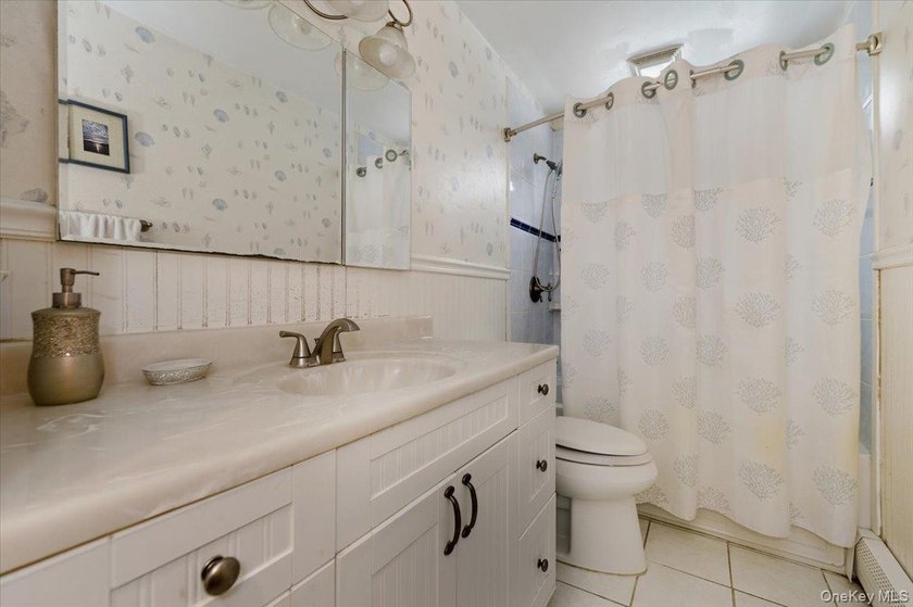 This Beautiful split sits on a .25 acres. It has a legal 1 - photo 12