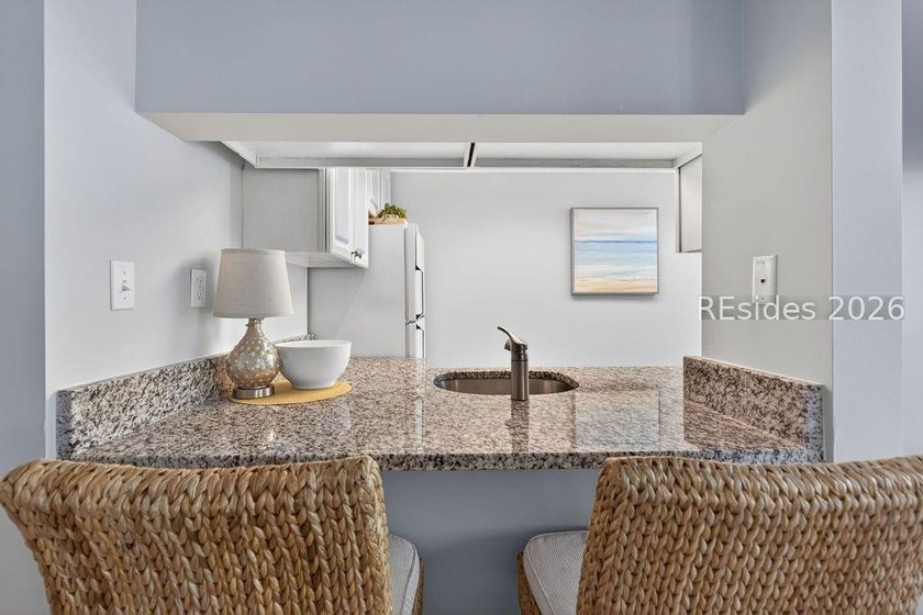 Prime luxury location on Hilton Head Island in the heart of - photo 7