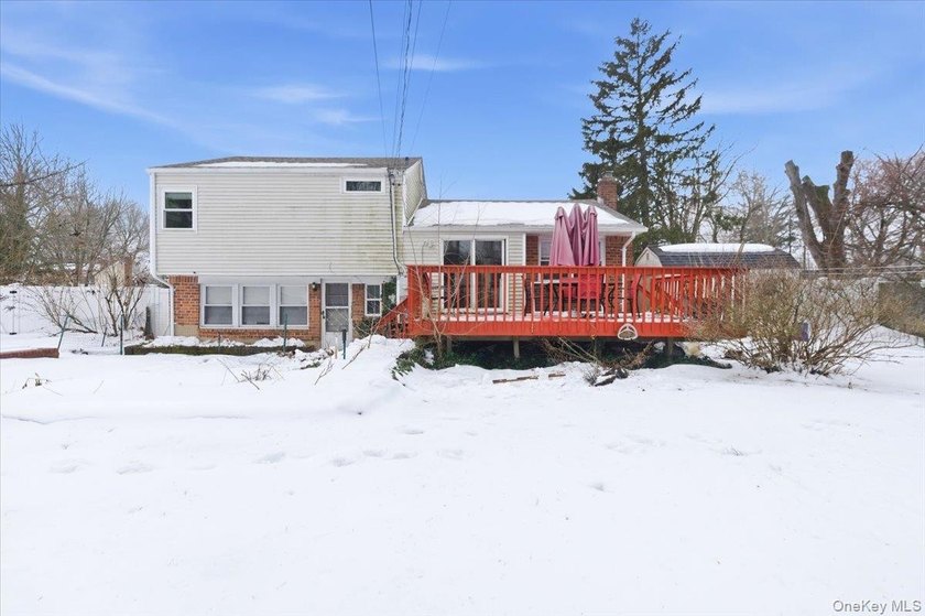 This Beautiful split sits on a .25 acres. It has a legal 1 - photo 19