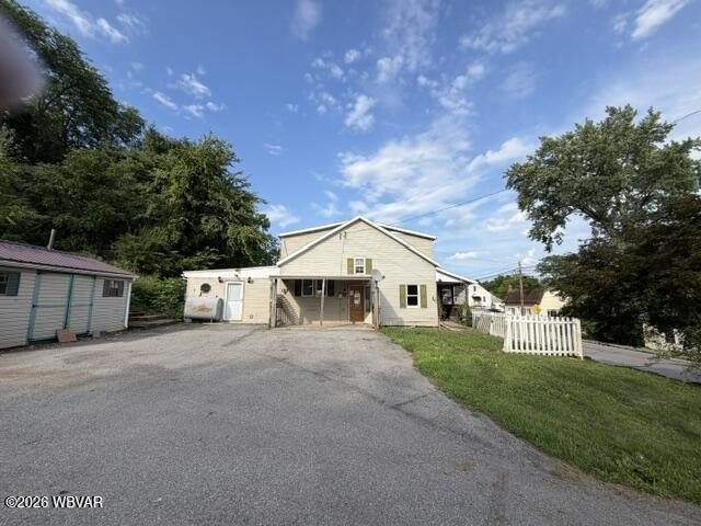 This property is now under auction terms. All Bids must be - photo 3