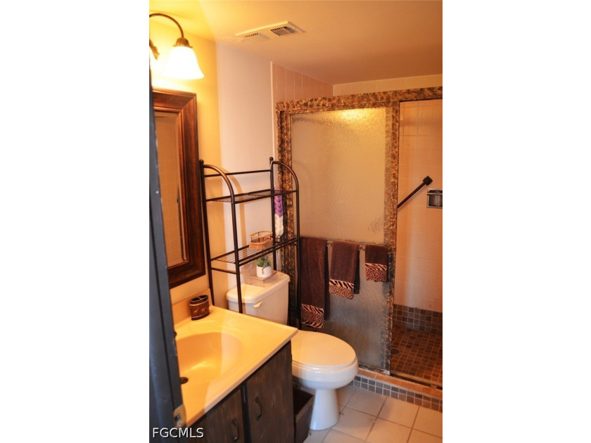 The perfect first-floor condo with two bedrooms and two baths - photo 16