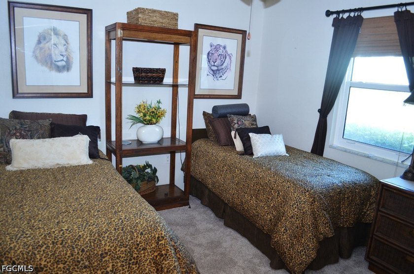 The perfect first-floor condo with two bedrooms and two baths - photo 19