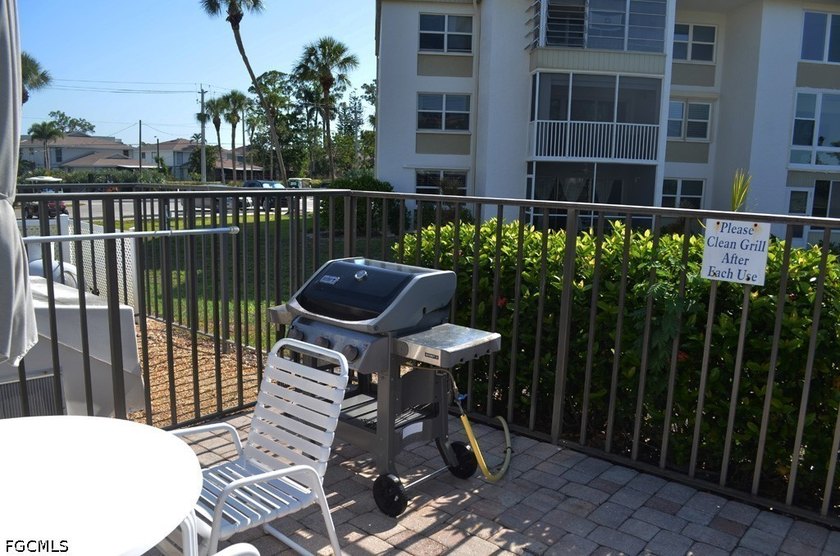 The perfect first-floor condo with two bedrooms and two baths - photo 21