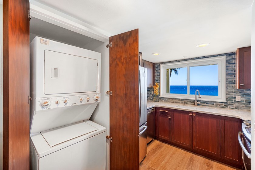 RARELY does one of the 12 Boutique Oceanfront Condos @ Poipu - photo 22