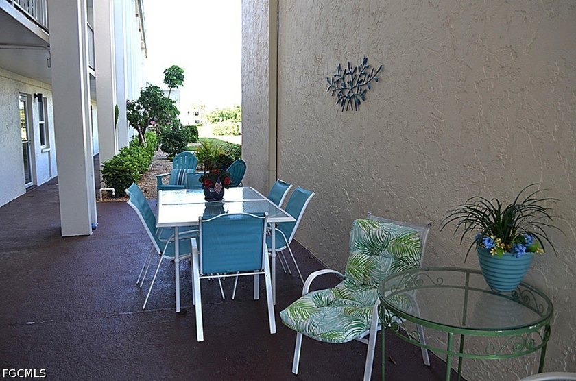 The perfect first-floor condo with two bedrooms and two baths - photo 27