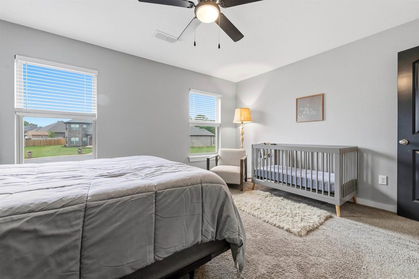 Beautifully designed with a bright, open layout and modern - photo 29