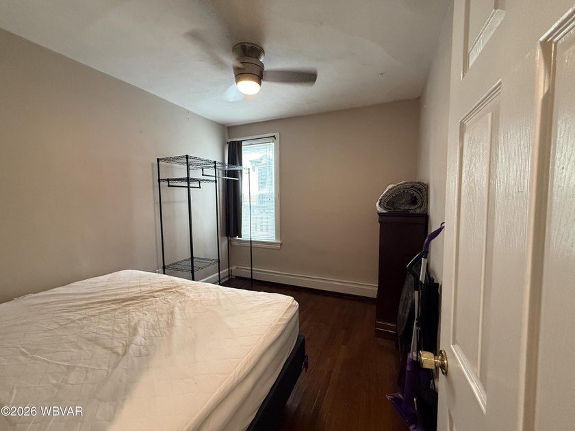 Turnkey student housing investment just minutes from - photo 7