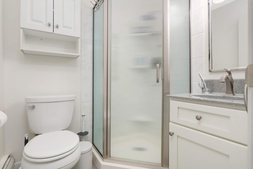 Maintenance-free lake living at its best! This spacious 2BR/2BA - photo 18