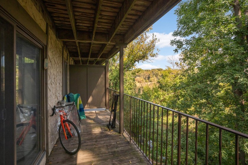 Maintenance-free lake living at its best! This spacious 2BR/2BA - photo 21