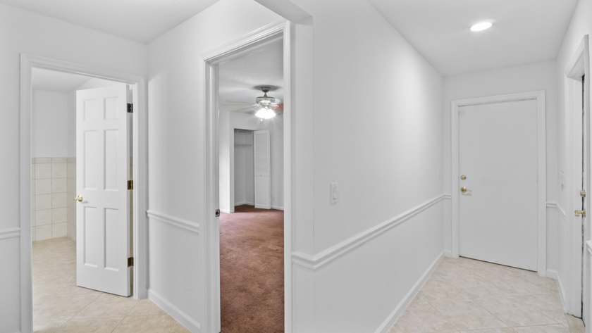 Welcome to this single-story residence in Cypresshead, offering - photo 23