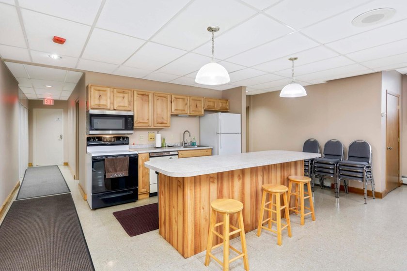 Maintenance-free lake living at its best! This spacious 2BR/2BA - photo 25
