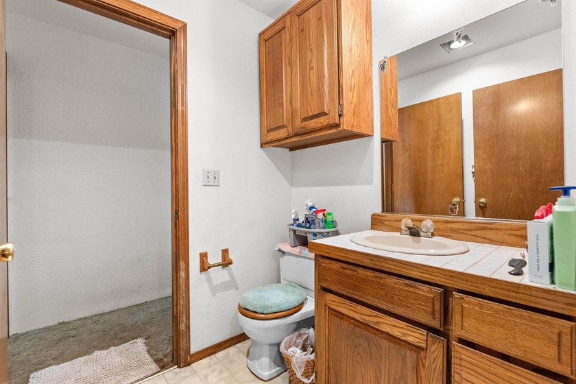 Redwood retreat! This 2,930 square foot home is situated on a - photo 30