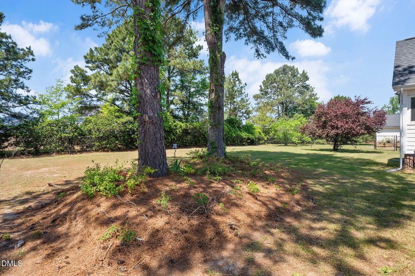 NO HOA! Ranch w/ covered front porch. Attached 2 car garage with - photo 34