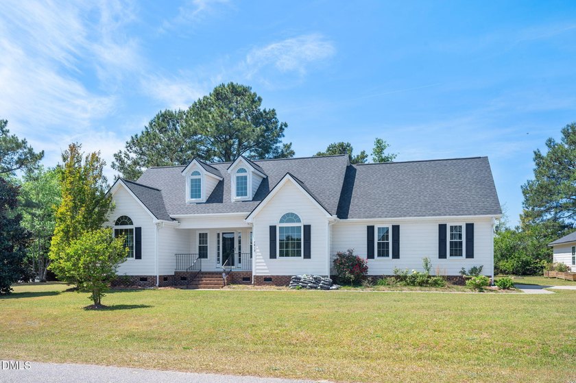 NO HOA! Ranch w/ covered front porch. Attached 2 car garage with - photo 38