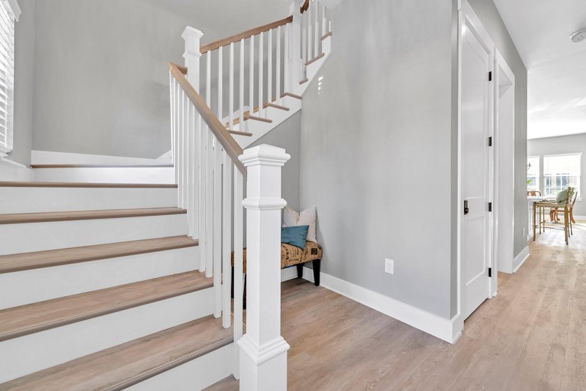 Experience coastal luxury in this fully furnished 2-story Villa - photo 2
