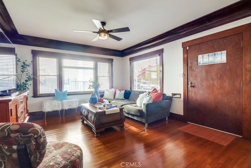 Located in the heart of Retro Row within the highly sought-after - photo 7