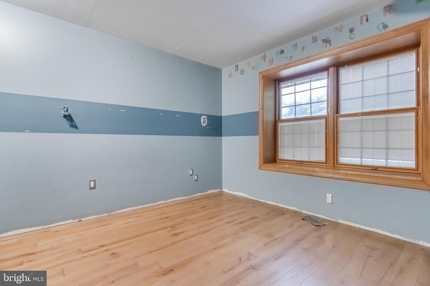 Beautifully customized townhome with breathtaking views of the - photo 19
