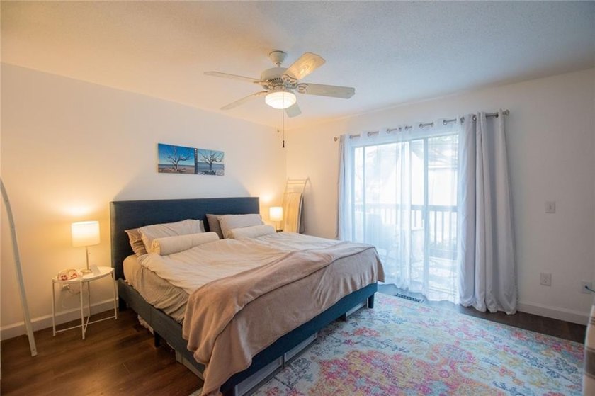 Welcome to the coast, where this comfortable home awaits in the - photo 29