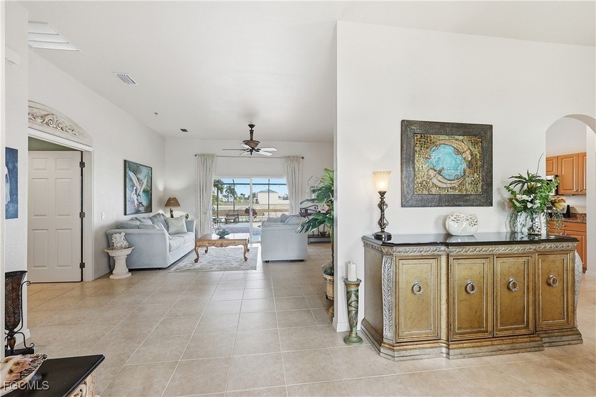 Stunning Freshwater Canal/Pool Home in Southwest Cape Coral - photo 5