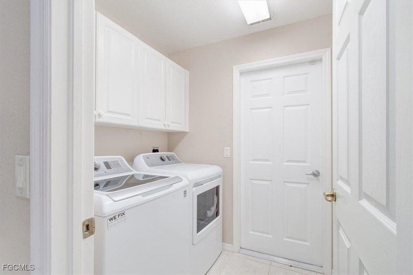 Nestled in the peaceful surroundings of North Cape Coral, this - photo 13