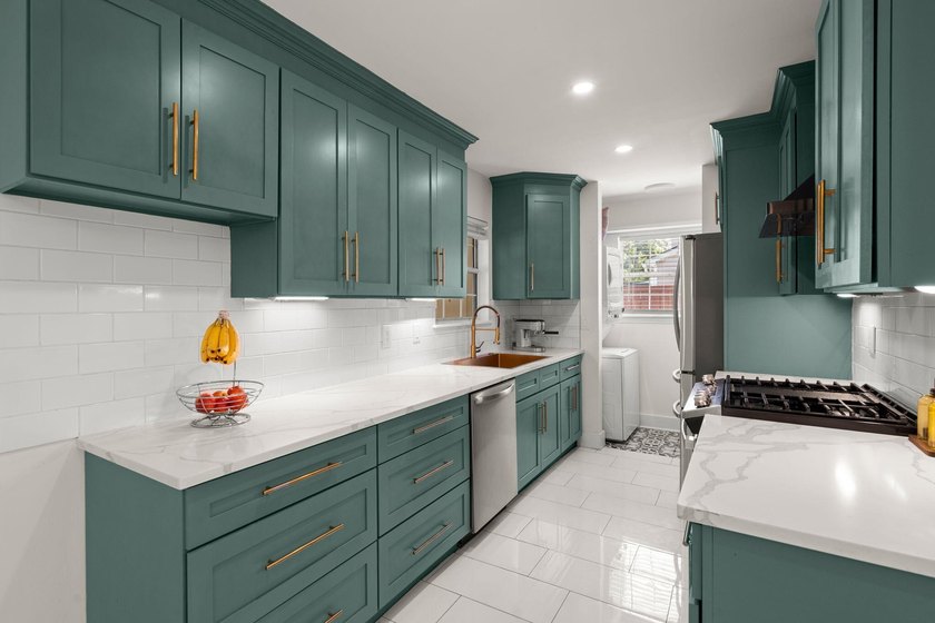 Stop searching ,your home in the heart of West Ashley located in - photo 11