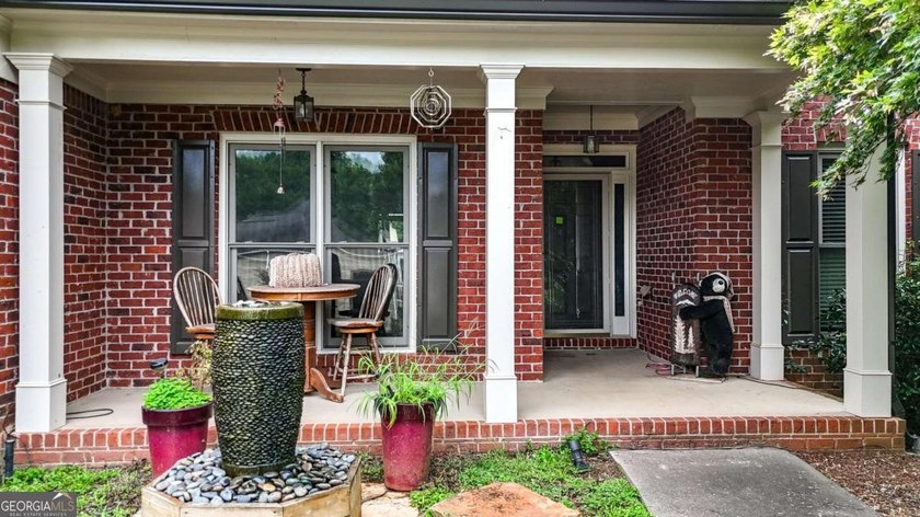 Welcome to 123 Breckenridge Drive in Canton, where exceptional - photo 3