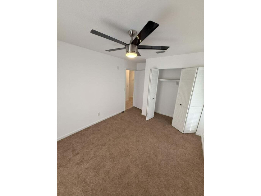 Beautiful 3BR/2BA home on an oversized lot in desirable - photo 18