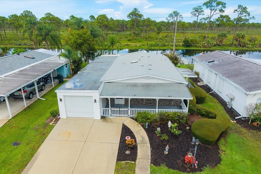 Welcome to this charming 2-bedroom, 2-bathroom + den, 1 CG in - photo 33
