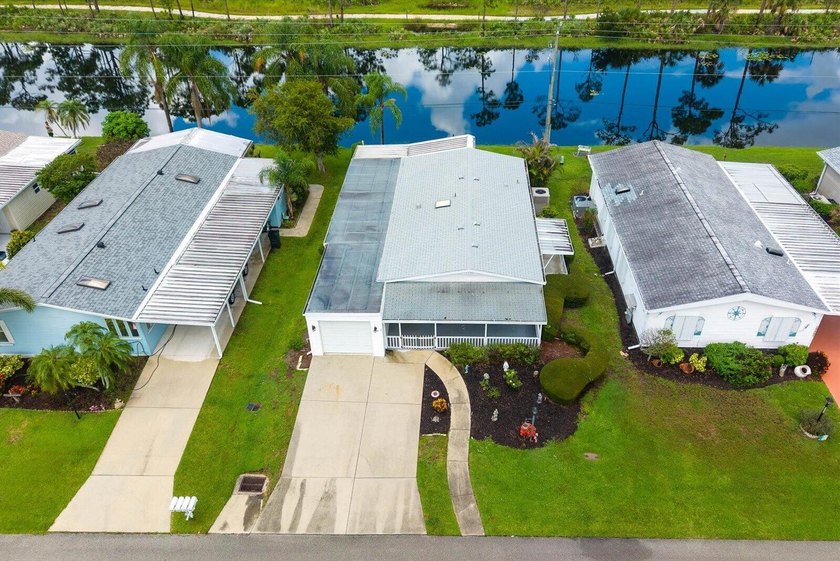 Welcome to this charming 2-bedroom, 2-bathroom + den, 1 CG in - photo 37