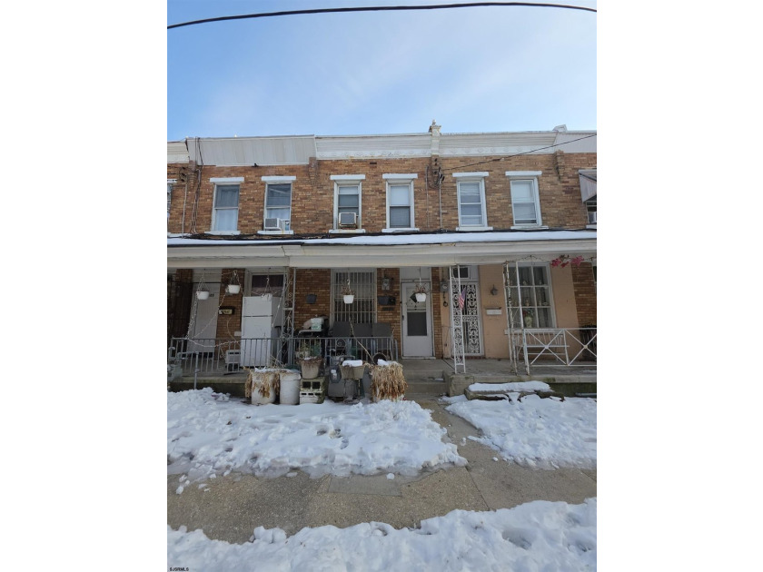 Turnkey investment opportunity in Atlantic City with a long-term - photo 2