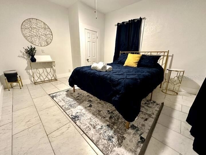 **Income-Generating Duplex in Prime St. Petersburg Location** - photo 15