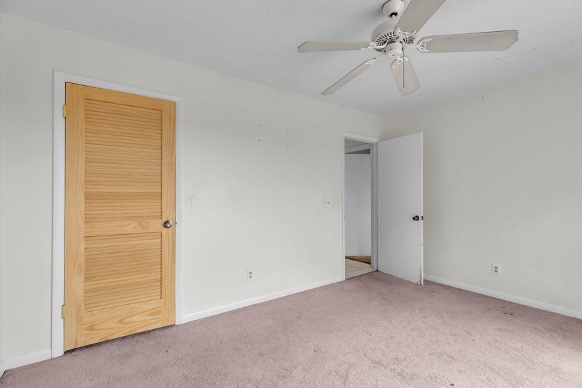 Are you looking for a canal-front home that could use your TLC? - photo 22