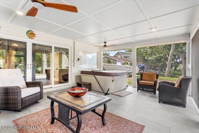 Public Remarks: THIS HOUSE COMES FURNISHED and is Turn Key! - photo 29