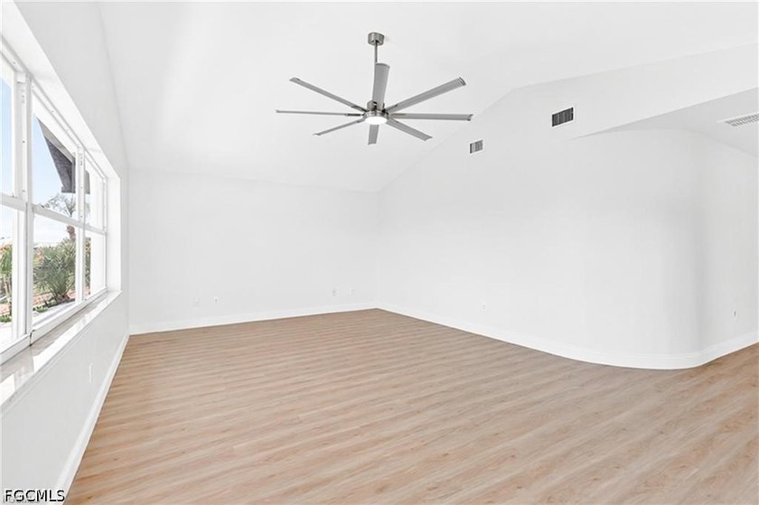 ***Southern Rear Exposure***Triple Lot***200-Foot Wide - photo 32