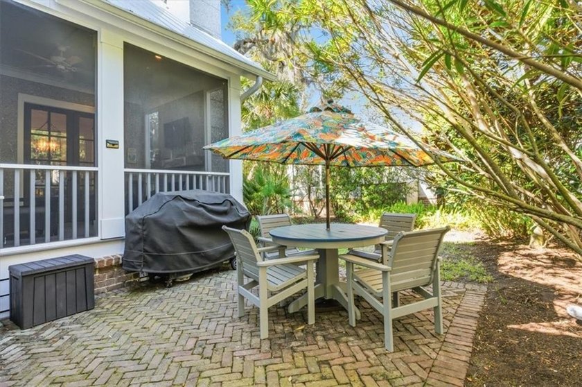 Welcome to coastal luxury in the highly sought-after Ocean Oaks - photo 36