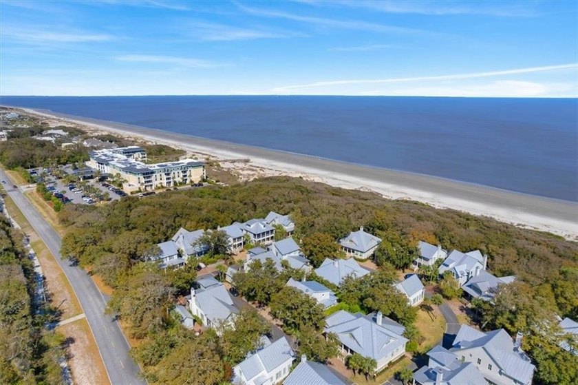 Welcome to coastal luxury in the highly sought-after Ocean Oaks - photo 41