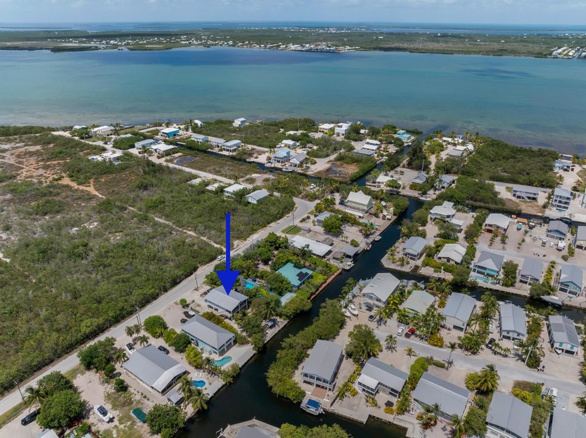 Are you looking for a canal-front home that could use your TLC? - photo 41