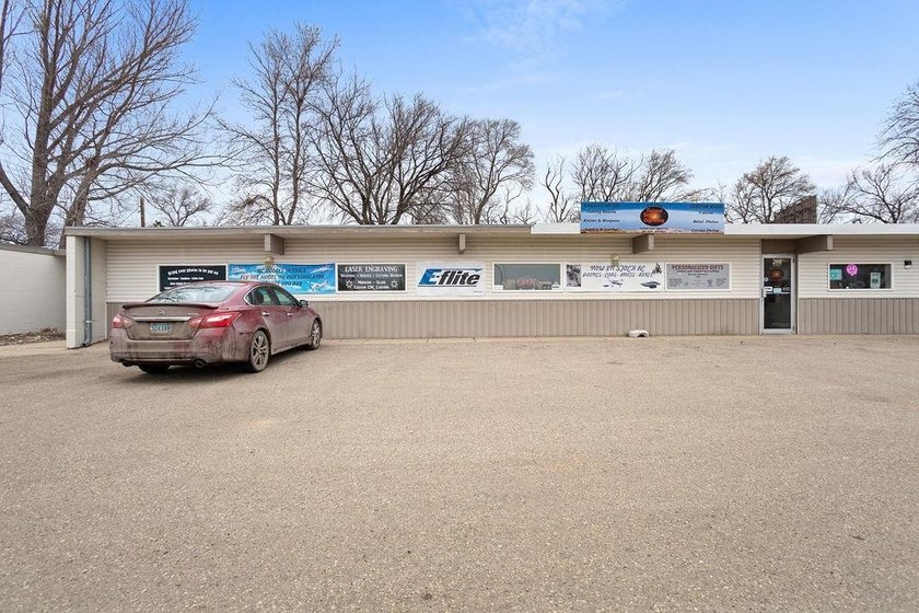 Here is an investment opportunity ready for new owners!! This - photo 50